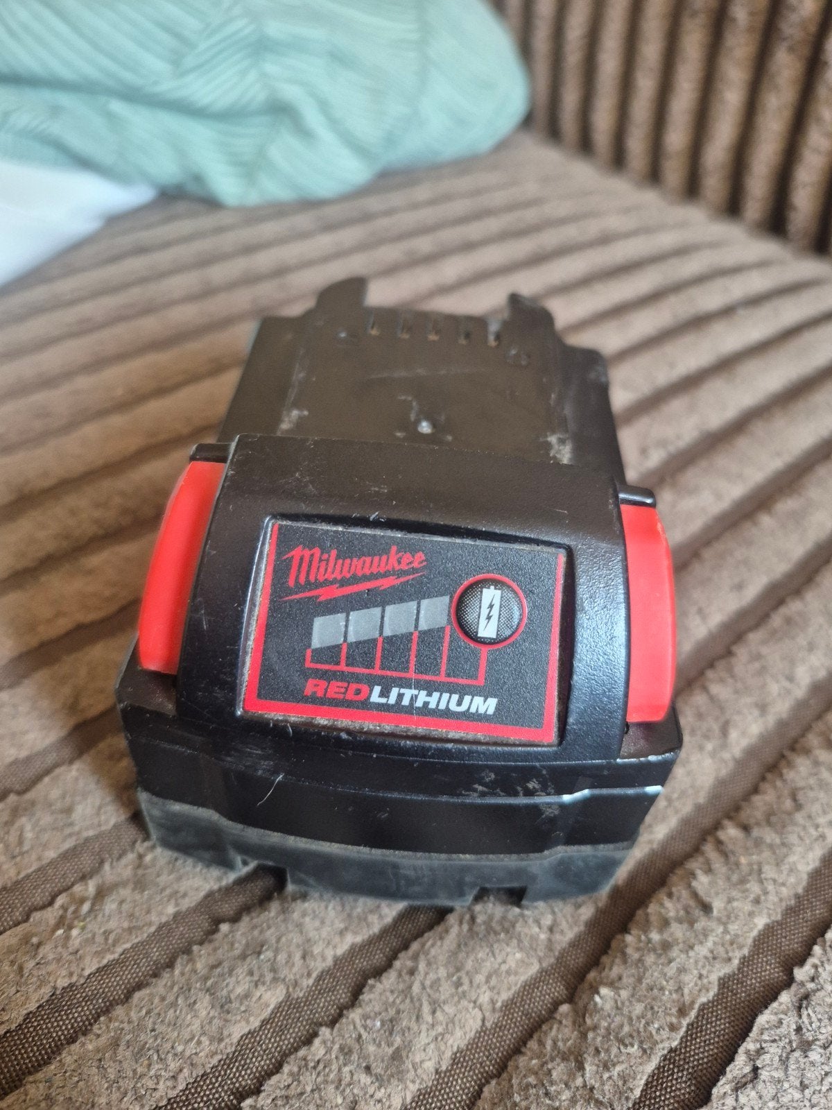 Milwaukee M18 REDLITHIUM 5.0 Ah Accu - Gebruikt maar goed, Gebruikt