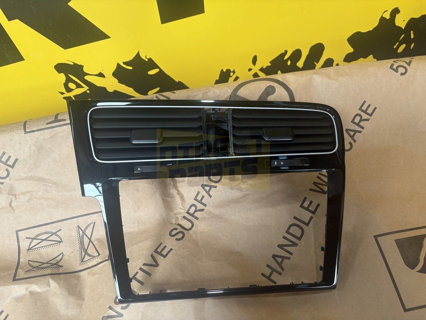 Volkswagen Golf 7 (11/12-03/20) Luchtrooster midden Dashboar, -, -, Nieuw, Ophalen of Verzenden