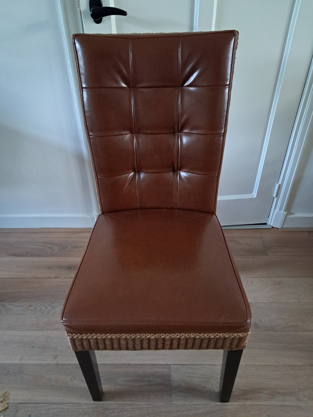 wie heeft deze loom stoelen te koop?, Ophalen of Verzenden, Gebruikt, Bruin