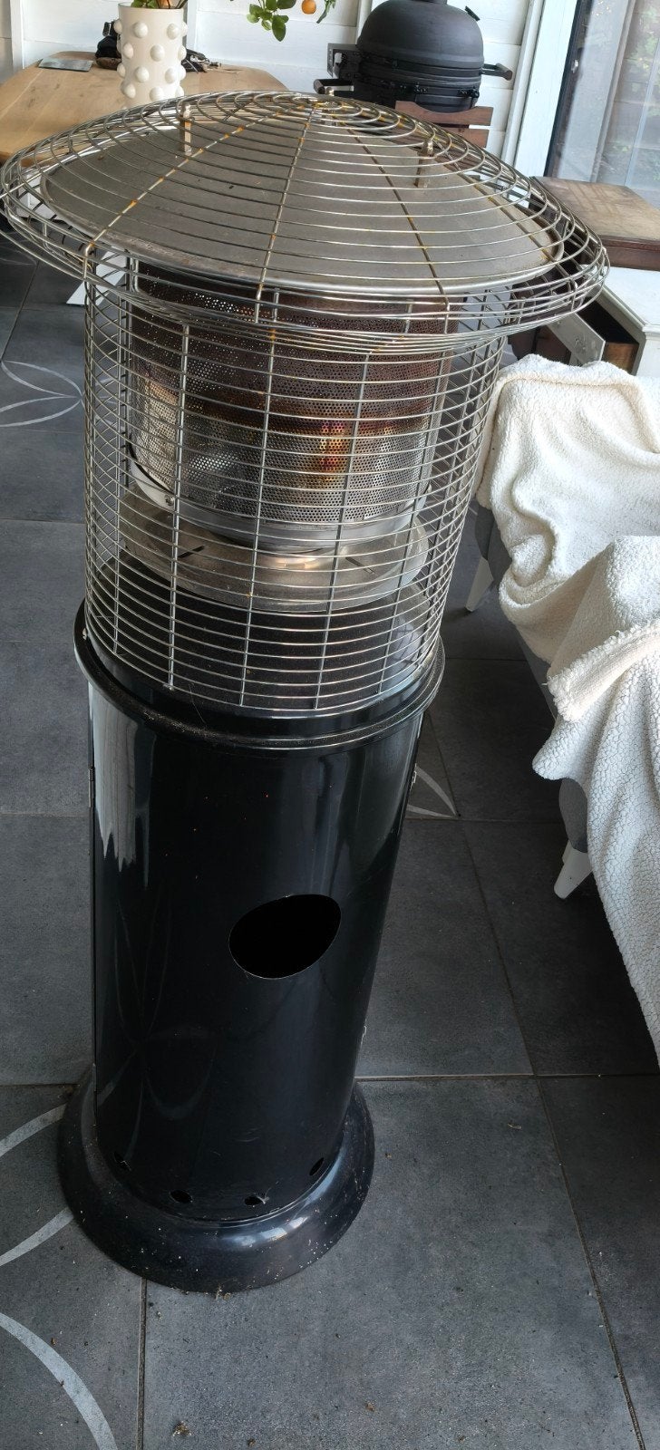 Sunred Gas Terrasverwarmer - Zwart met Hoes, Ophalen, Gebruikt, Gas, Vloer