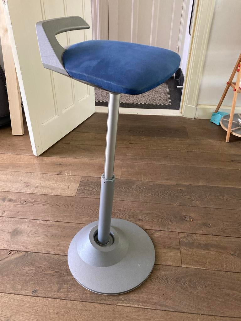 Muvman Aeris Zit Sta Hulp - Ergonomische Kruk, Gebruikt, Blauw, Ophalen of Verzenden, Eén
