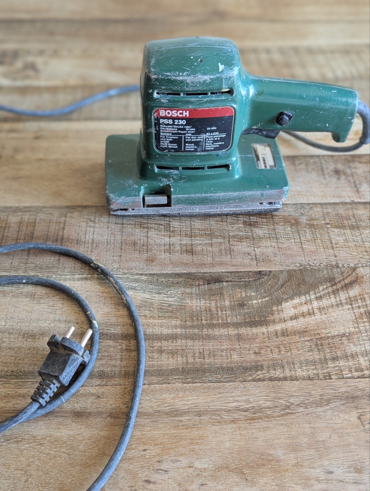 Bosch PSS 230 Schuurmachine, Ophalen of Verzenden, Gebruikt, Minder dan 600 watt, Vlakschuurmachine