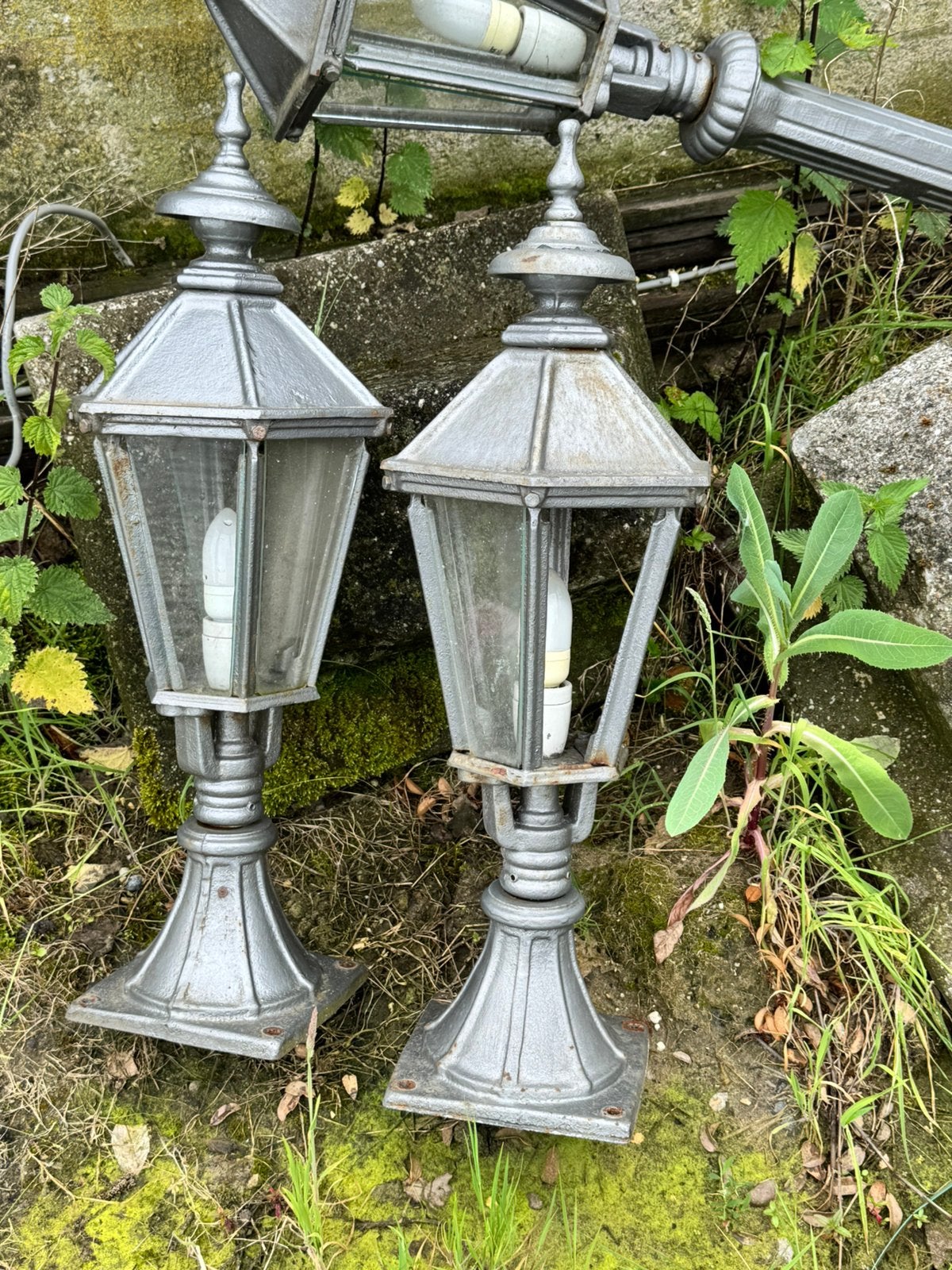 2 kleine lantaarns 0,8m hoog te koop, Ophalen of Verzenden