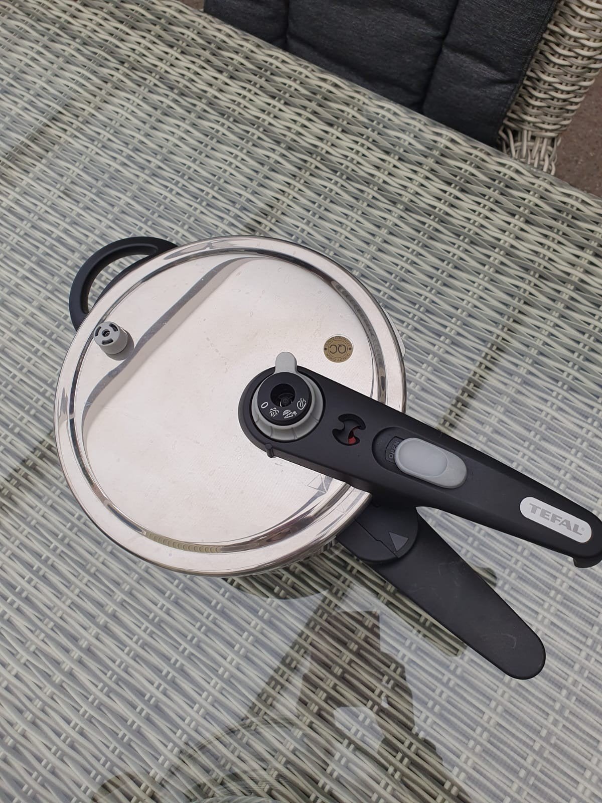 Tefal snelkookpan 6 liter nieuw, Ophalen, Nieuw, Pot, Bus of Blik