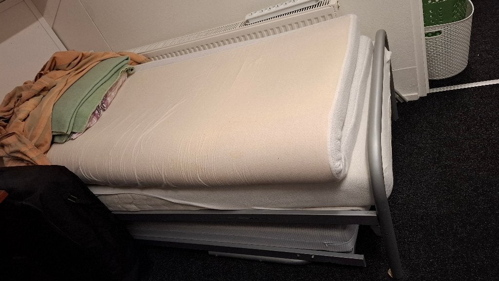 Bed met onderschuifbed, Ophalen, Gebruikt, 200 cm, Metaal
