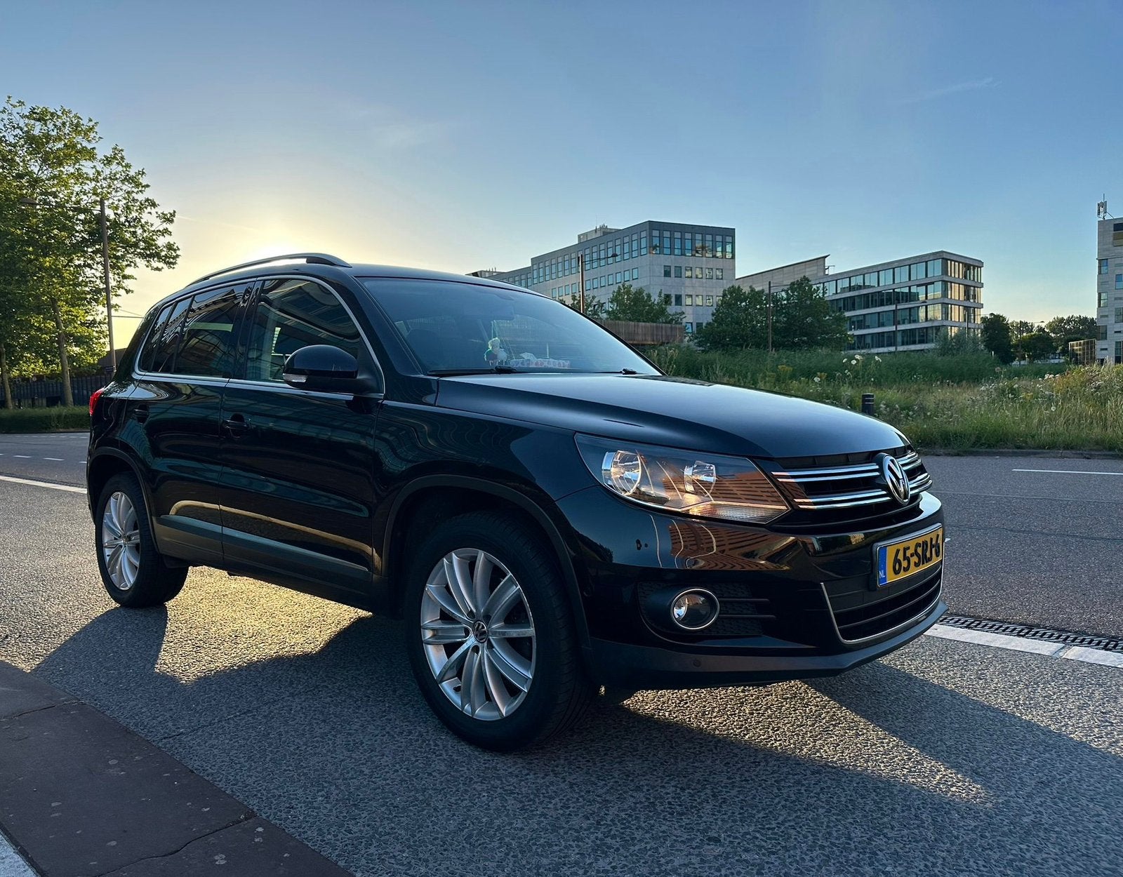 Volkswagen Tiguan 1.4 TSI Nieuwe Distrubitie Ketting, Voorwielaandrijving, 15 km/l, 1800 kg, Zwart