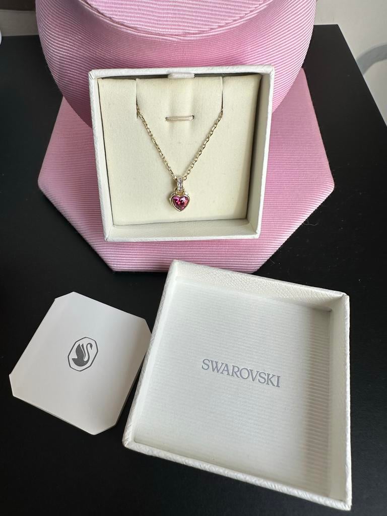 Swarovski ketting met hartje, Ophalen of Verzenden, Zo goed als nieuw, Goud, Overige materialen