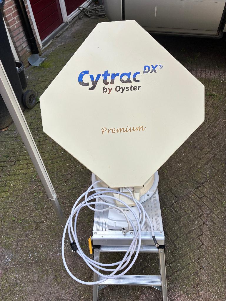 Oyster Cytrax DX Prem. Sat.schotel met Ten Haaft Featurebox, Caravans en Kamperen, Camper-accessoires, Ophalen, Gebruikt
