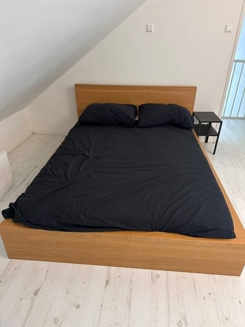 Malm bed Ikea laag 140x200 met 2 Lönset lattenbodems, Ophalen, Gebruikt, Overige kleuren, 210 cm