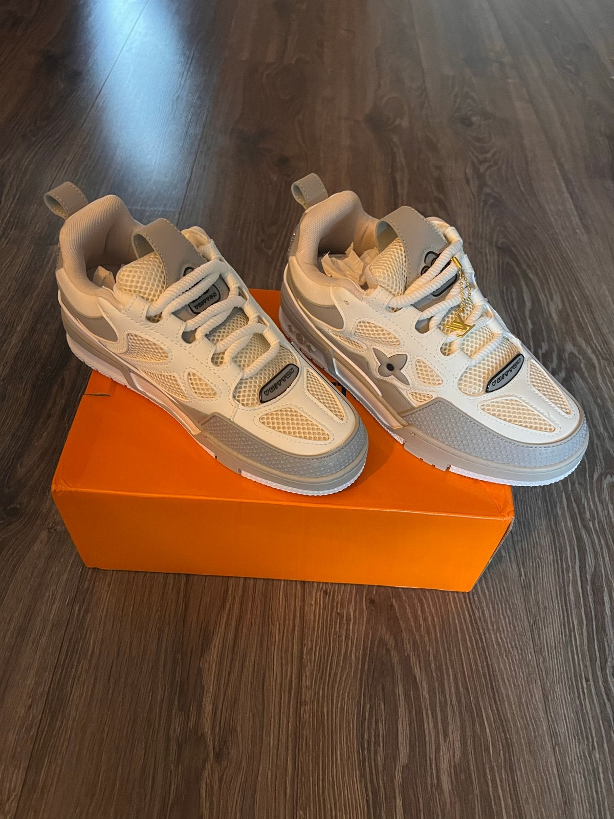 Louis Vuitton Skate Sneakers - Nieuw in doos, Kleding | Dames, Schoenen, Nieuw, Sneakers of Gympen, Wit, Ophalen