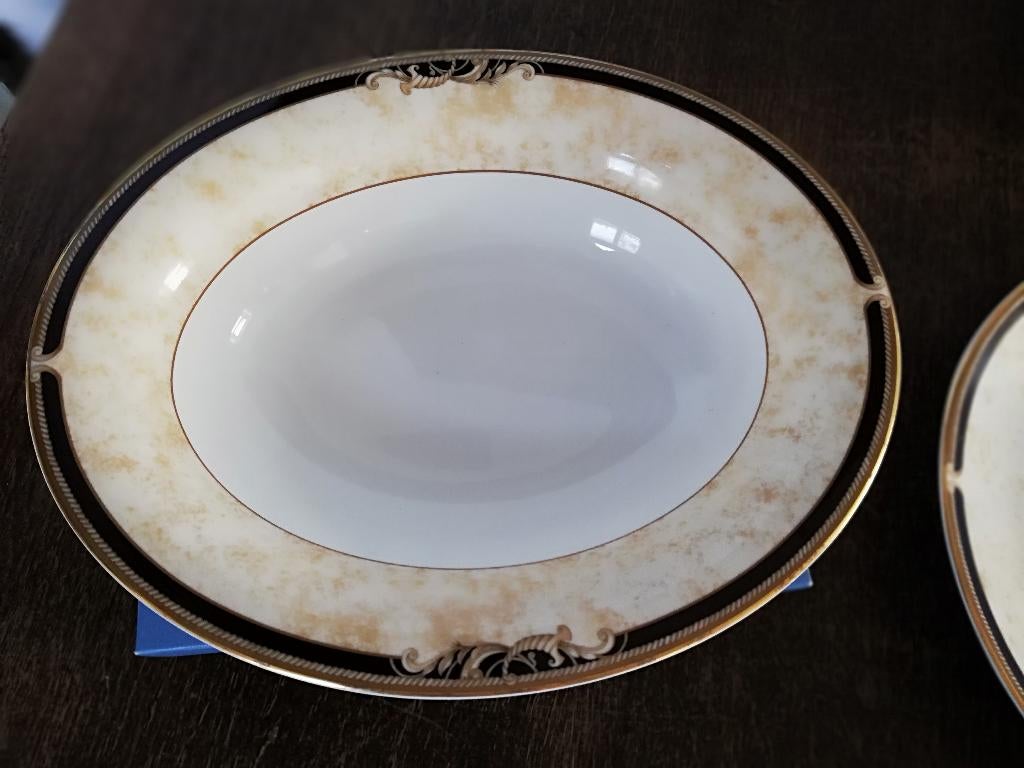 Wedgwood cornucopia, 2 x ovale groenteschaal 25cm, Ophalen of Verzenden, Wedgwood, Porselein, Schaal of Schalen
