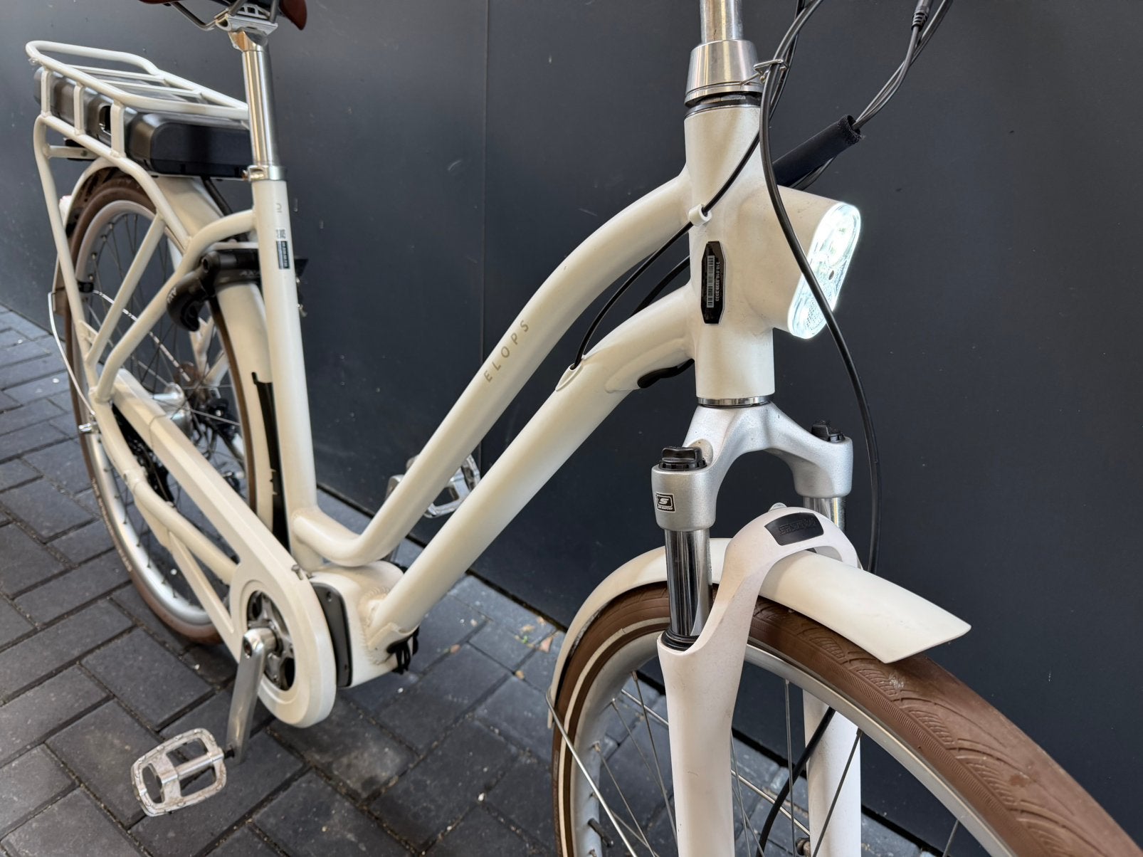 Trendy Elops damesfiets + Middenmotor + schijfrem, Overige merken, Verzenden, Versnellingen, Zo goed als nieuw