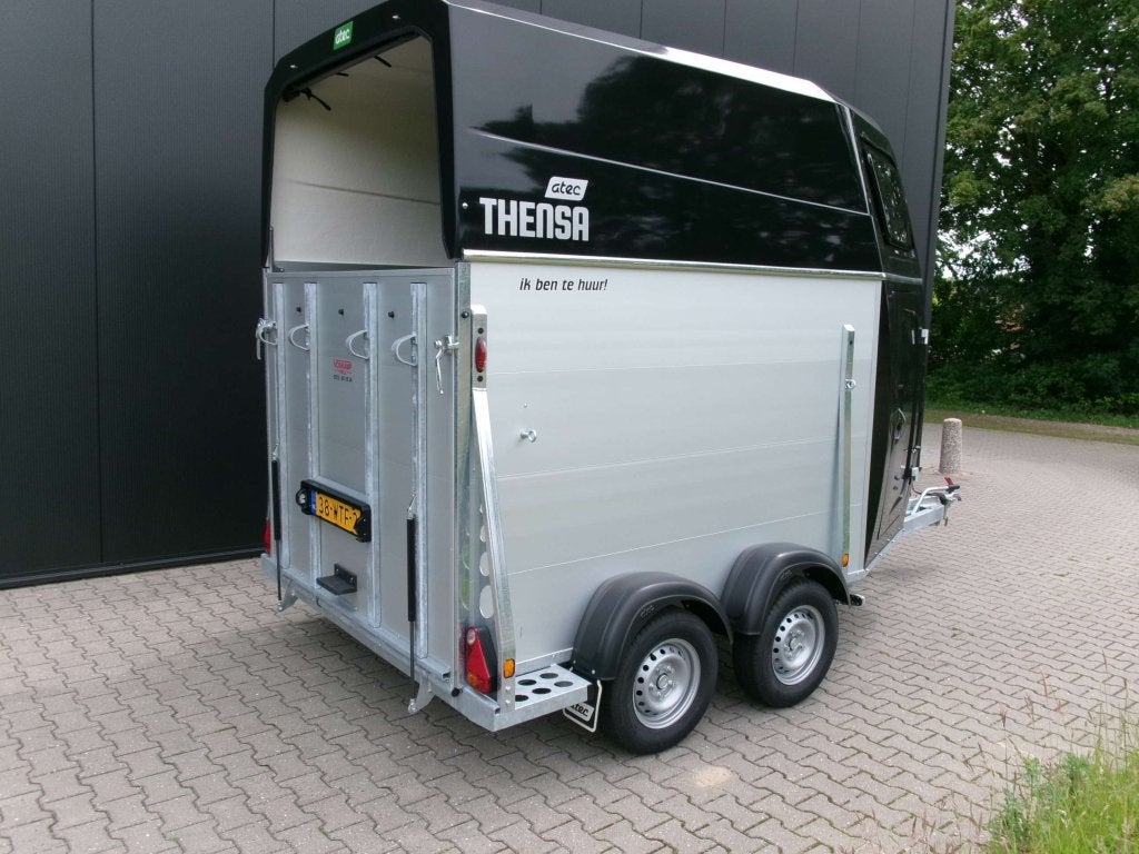 2 Paards trailer in zeer nette staat. Atec Thensa. Mei 2026, Niet ingevuld, Aluminium, Zo goed als nieuw, 2-paards trailer