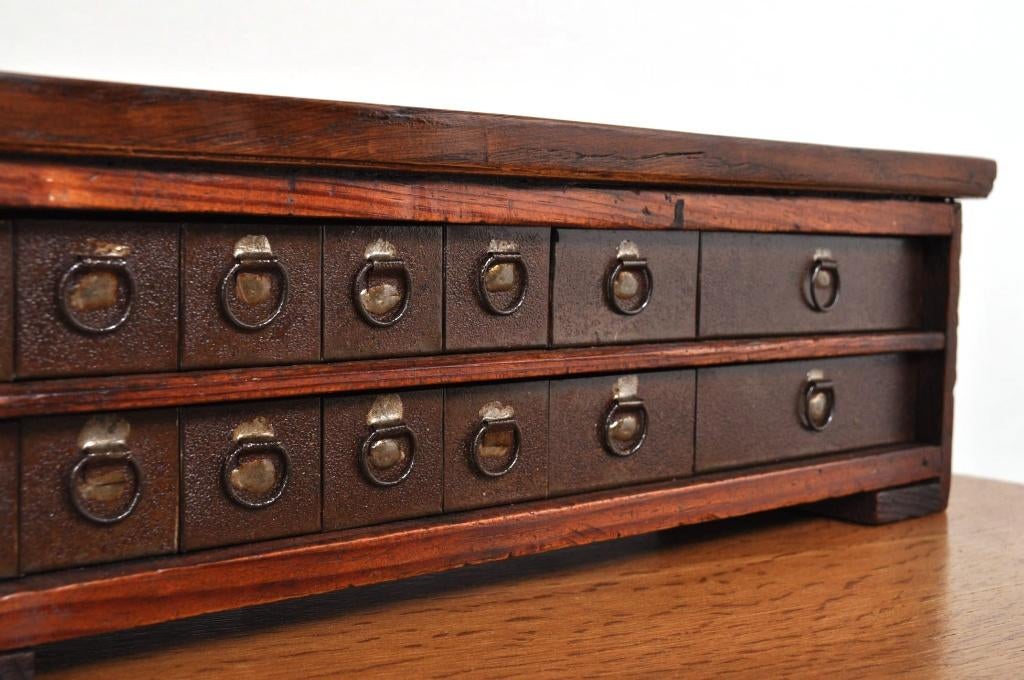 Antiek horlogemakerskastje ladekastje kastje circa 1920, Minder dan 50 cm, Gebruikt, 5 laden of meer, Grenenhout