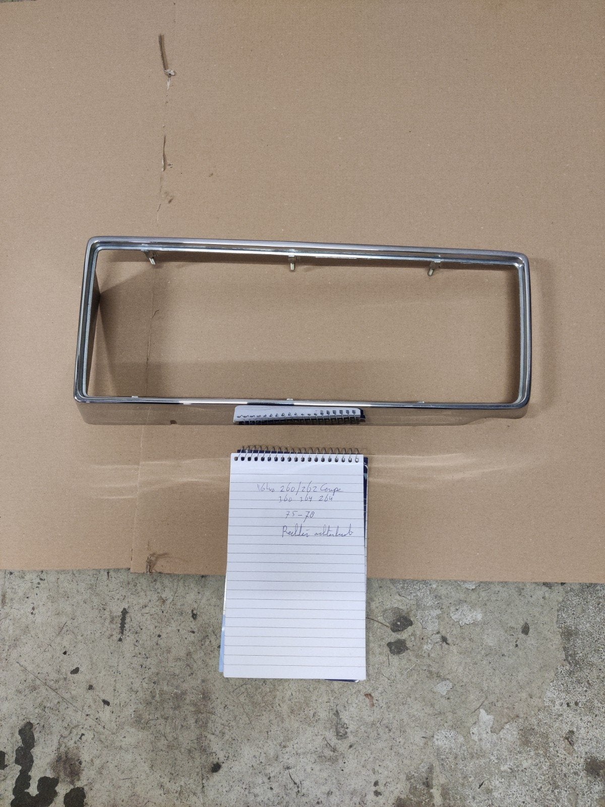 Volvo 260, 262 Coupe, 164, 264 rechter achterlicht surround, Auto-onderdelen, Ophalen of Verzenden