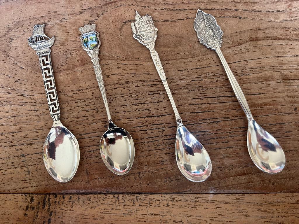 Vintage Verzilverde lepeltjes ( souvenirs), Ophalen of Verzenden