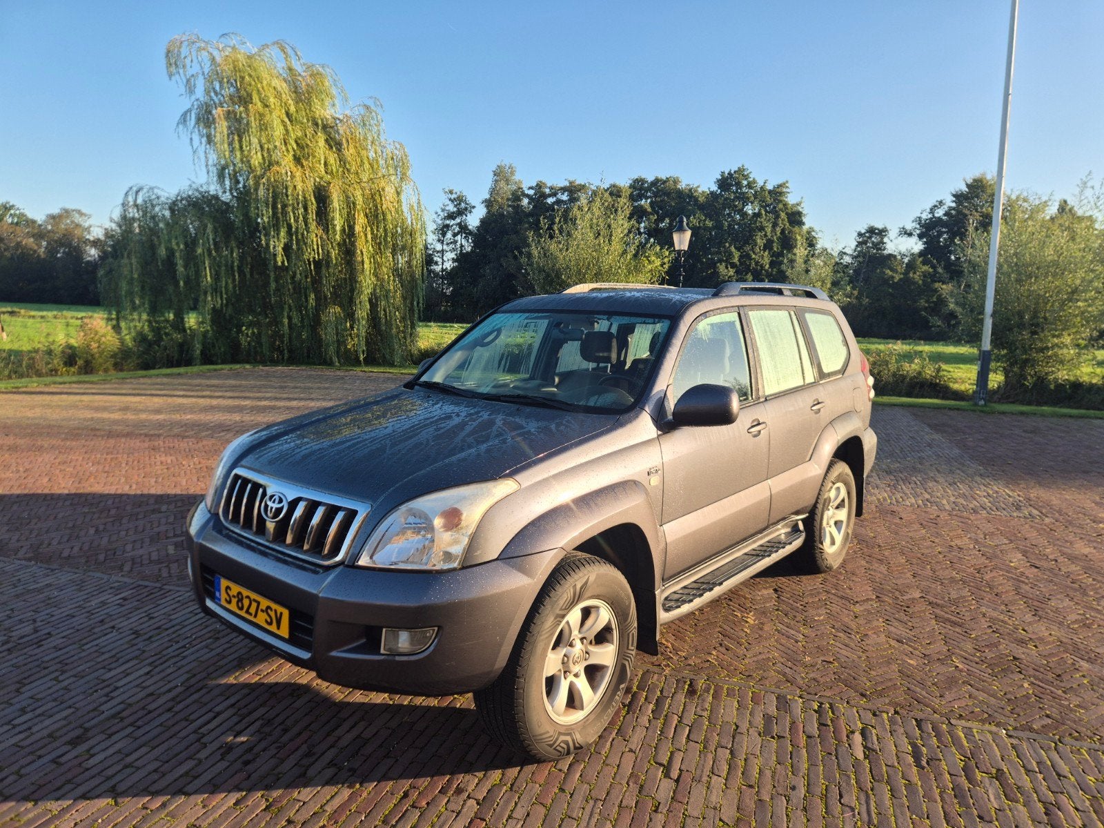 Toyota landcruiser 2004 Grijs, Auto's, 163 pk, Stationwagon, Diesel, 1925 kg