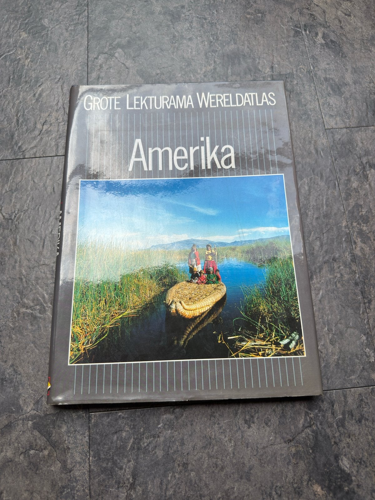 Grote Lekturama Wereldatlas - Amerika, Gelezen, Overige atlassen, Ophalen of Verzenden, 1800 tot 2000