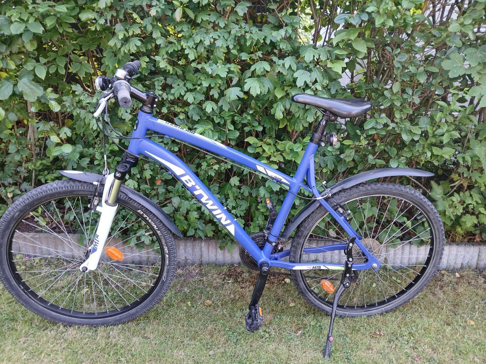 B'Twin Rockrider 340 Mountainbike - Blauw, Hardtail, Velgrem, Zo goed als nieuw, 53 tot 57 cm