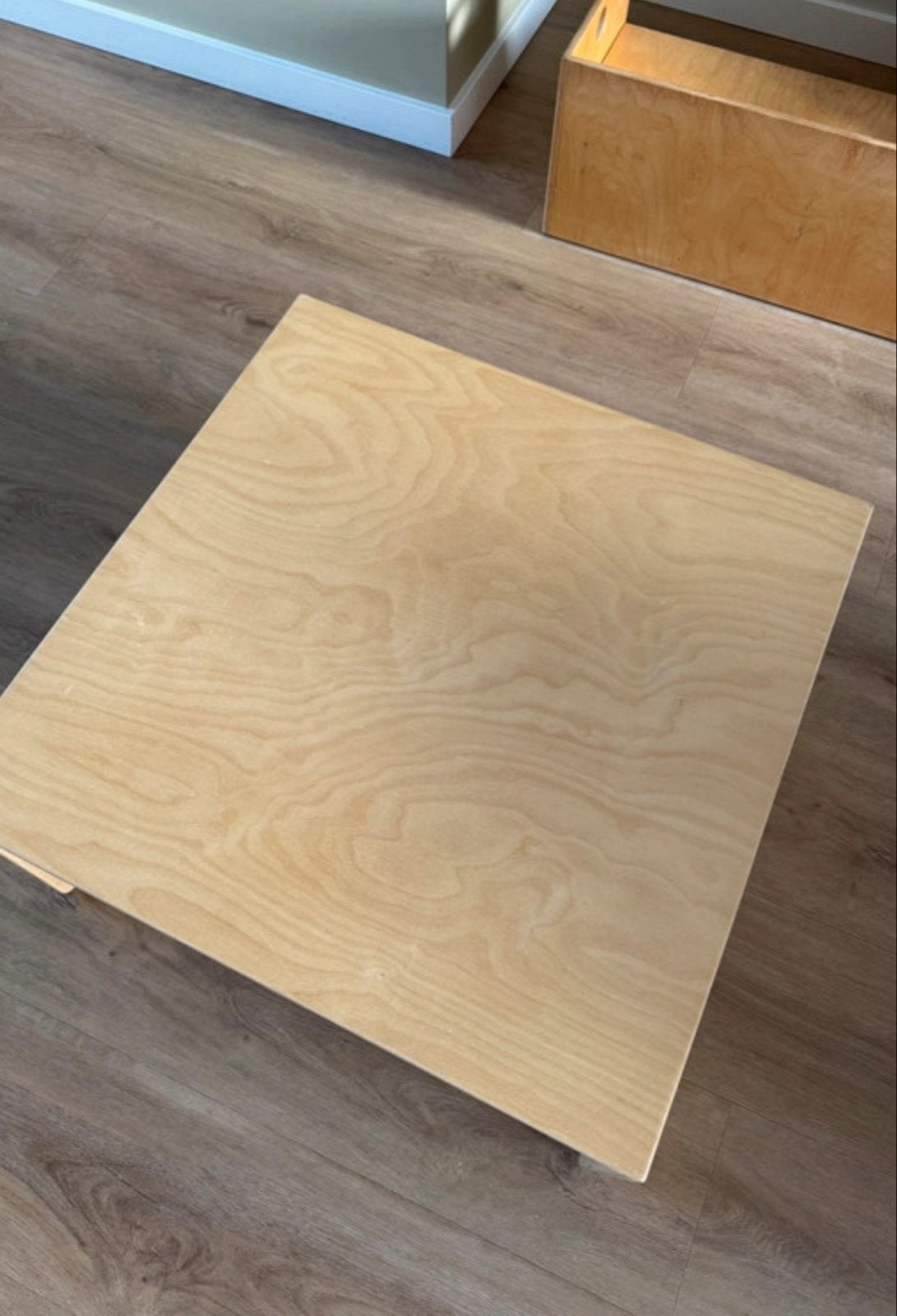 Kubus tafel/bank/bureau/kinderbureau/kindertafel, Ophalen, Gebruikt, Tafel(s)