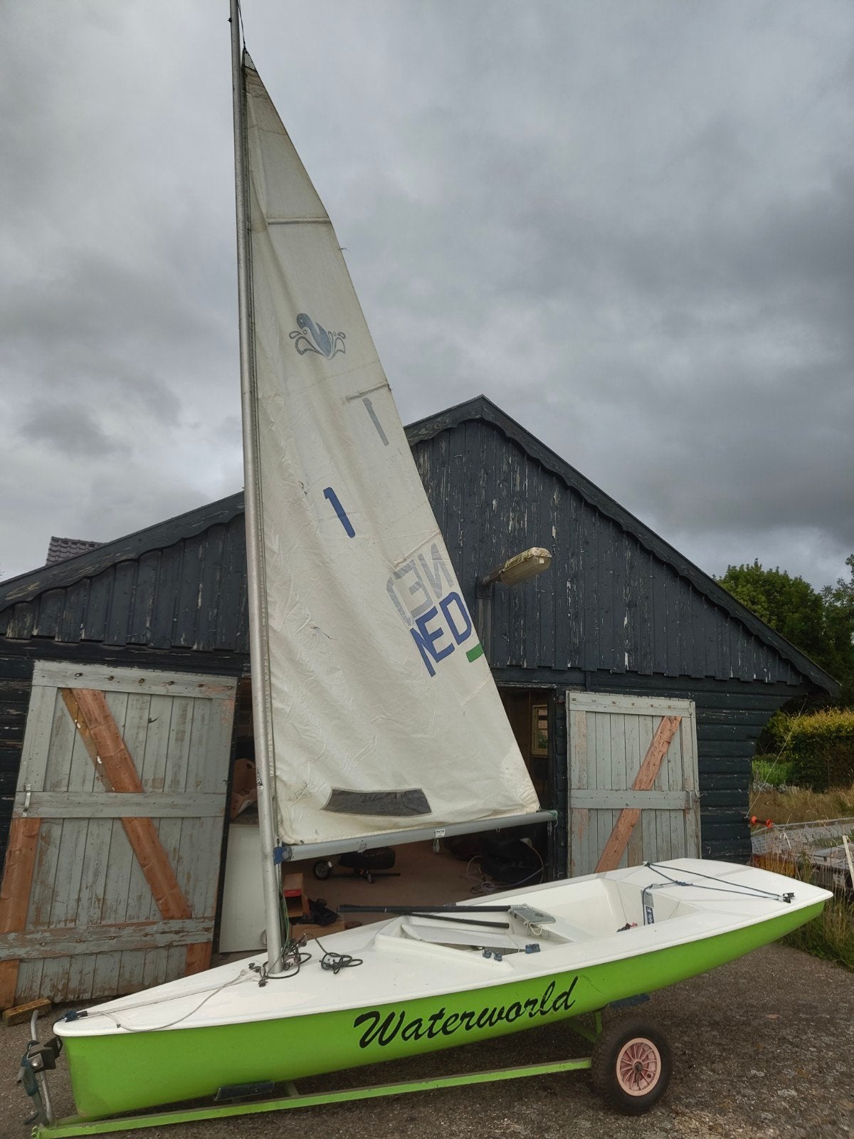 Splash zeilboot Inclusief trailer en zeilen, Watersport en Boten, Ophalen of Verzenden, Gebruikt