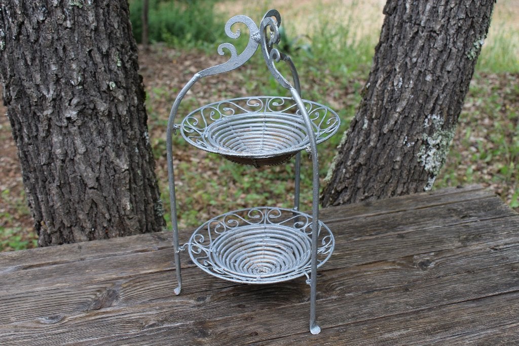 Brocante - Gezellige tafel-etagère!, Ophalen of Verzenden, Gebruikt, Metaal
