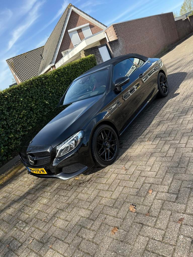Mercedes-Benz C-Klasse 2.0 C300 Cabrio AUT 2016 Zwart, Auto's, Achterwielaandrijving, 1800 kg, Euro 6, 4 cilinders