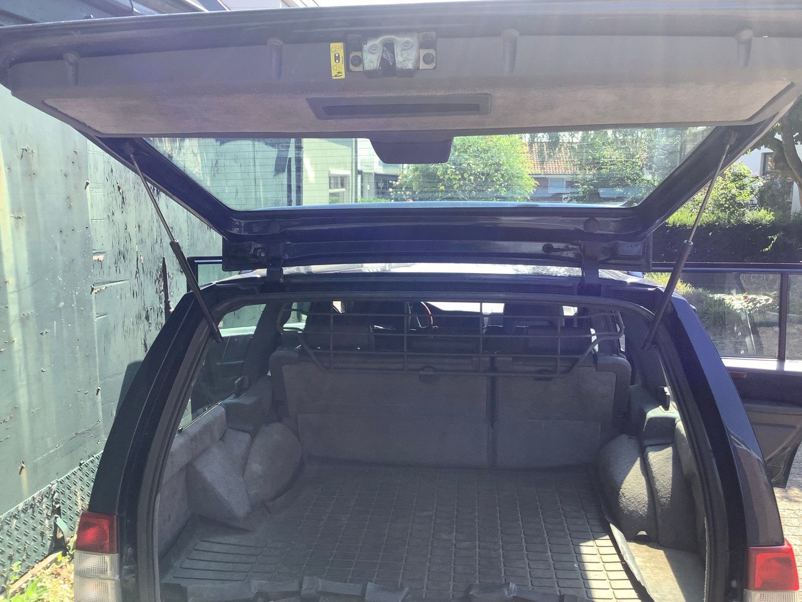 Volvo V90 3.0 AUT 1998 Blauw, Auto's, Automaat, Achterwielaandrijving, Blauw, 2922 cc