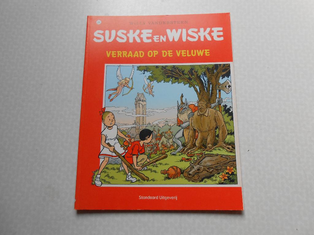 suske en wiske 285 Verraad op de Veluwe 2004 1 ste druk., Boeken, Stripboeken, Willy van der steen, Eén stripboek, Ophalen of Verzenden