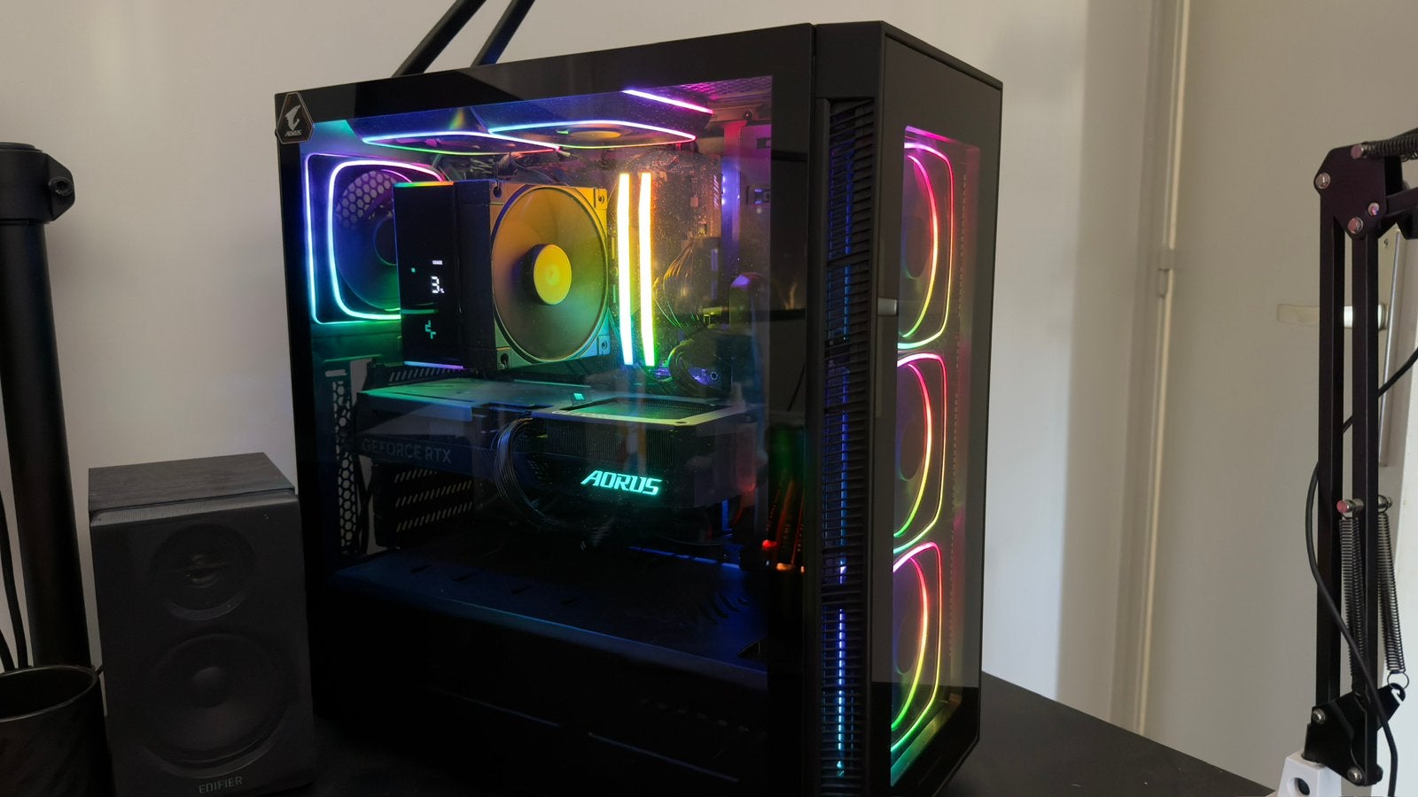 PC i5 12600K - 32gb Geheugen - RTX 4060 Ti, 32 GB, Virtual Reality, Ophalen of Verzenden, Zo goed als nieuw