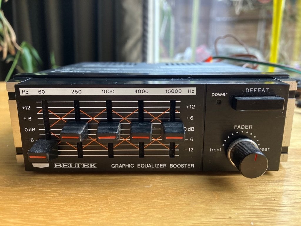 Equalizer Beltek SE135 voor autoradio, Ophalen of Verzenden, Gebruikt