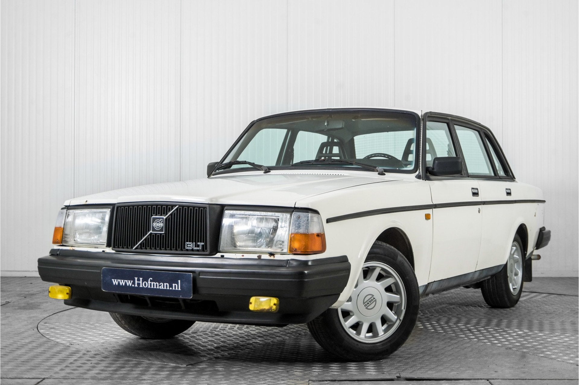 Volvo 244 2.3 GLE Overdrive (bj 1984), Gebruikt, Overige modellen, 4 cilinders, Wit