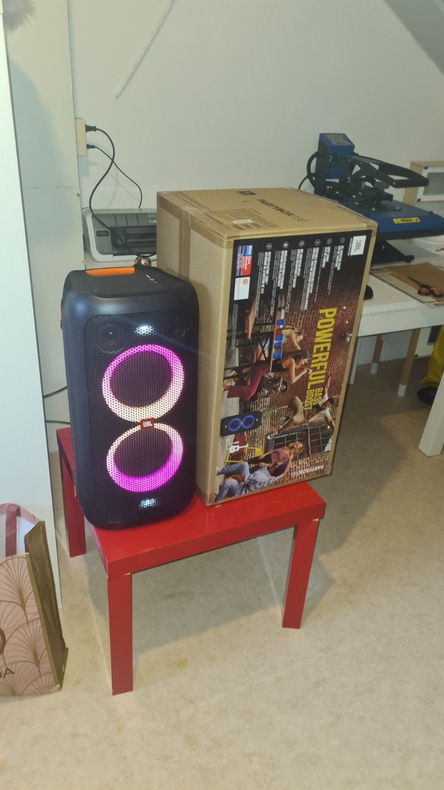 JBL Partybox 100 - Krachtige Party Speaker met Lichteffecten, Audio, Tv en Foto, Luidsprekers, Party speaker, Bluetooth, Ophalen of Verzenden