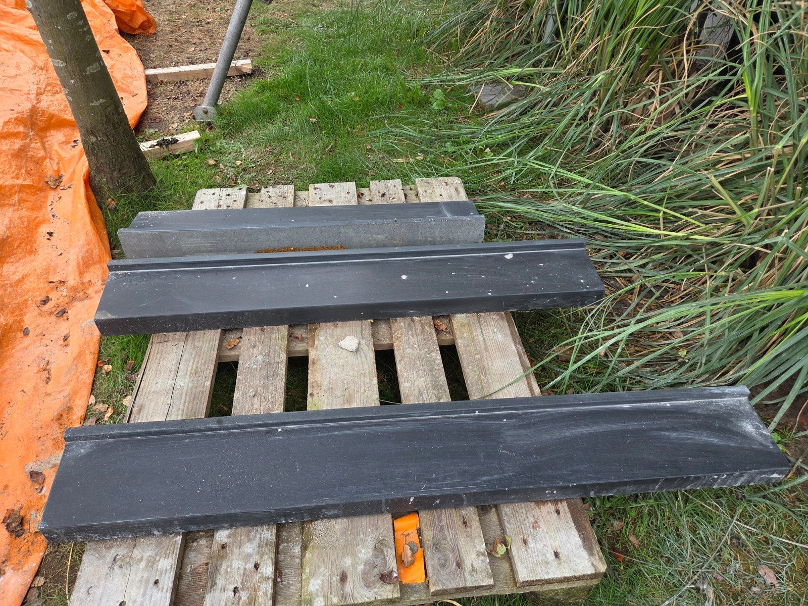 Natuursteen Raamdorpels (3 stuks), Ophalen, Zo goed als nieuw, 80 tot 120 cm, Minder dan 80 cm