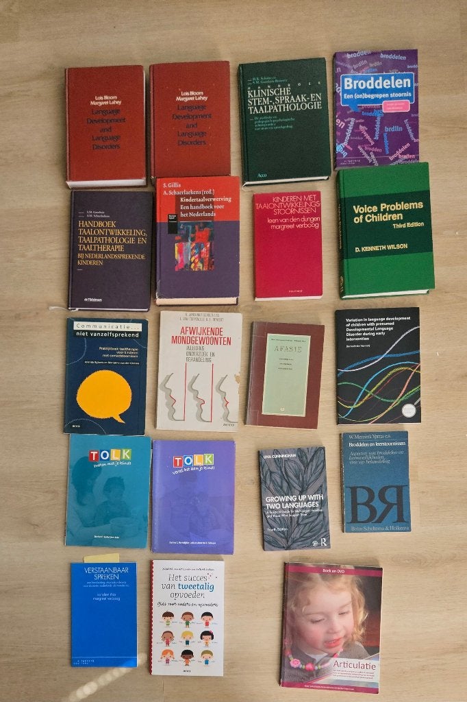 Studieboeken logopedie en naslagwerken, Boeken, Ophalen of Verzenden, Beta, Zo goed als nieuw, HBO