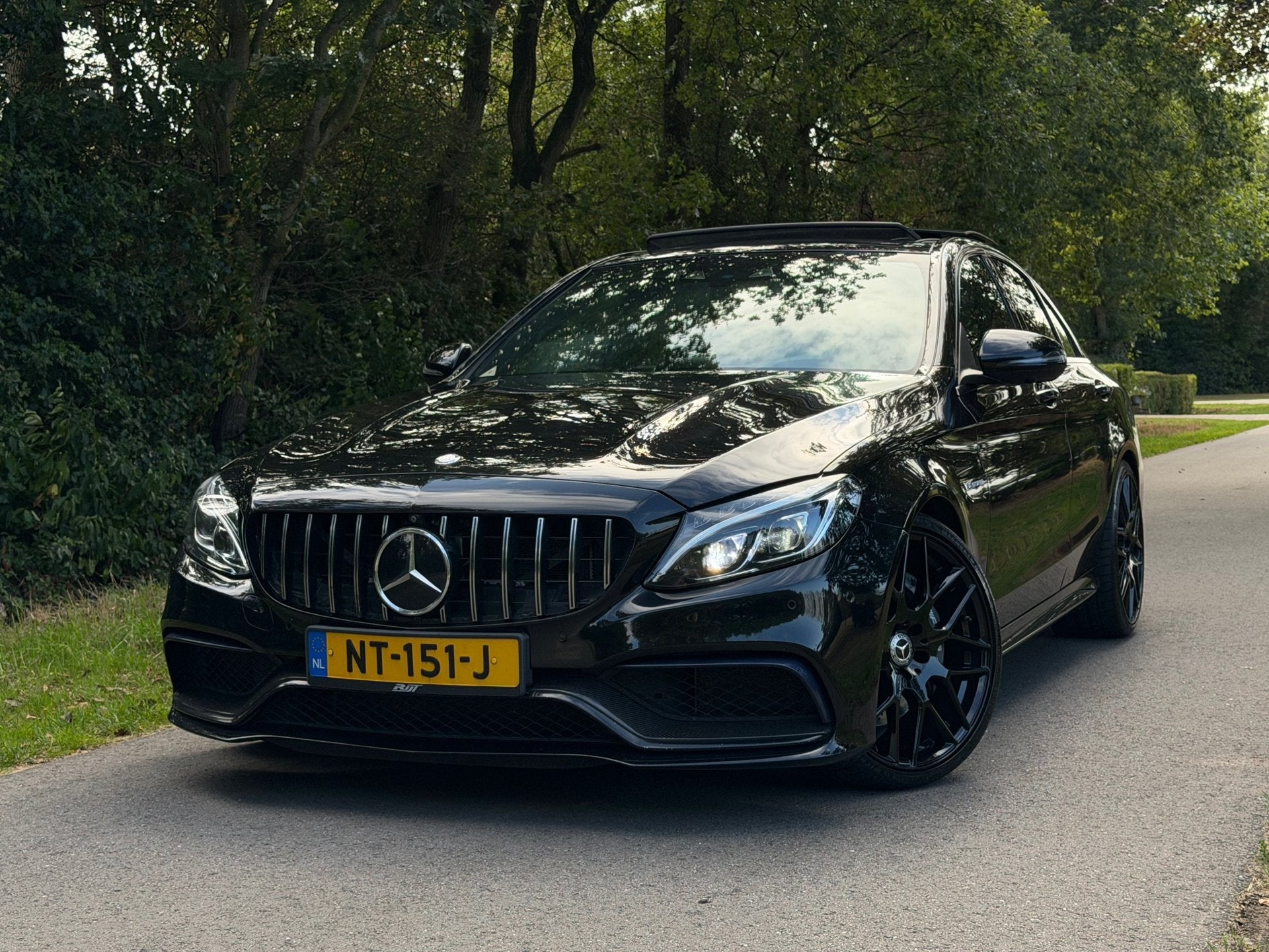Mercedes-Benz C-klasse AMG 63 | Downpipe | Akrapovic | Burme, Automaat, Dealer onderhouden, Achterwielaandrijving, Gebruikt