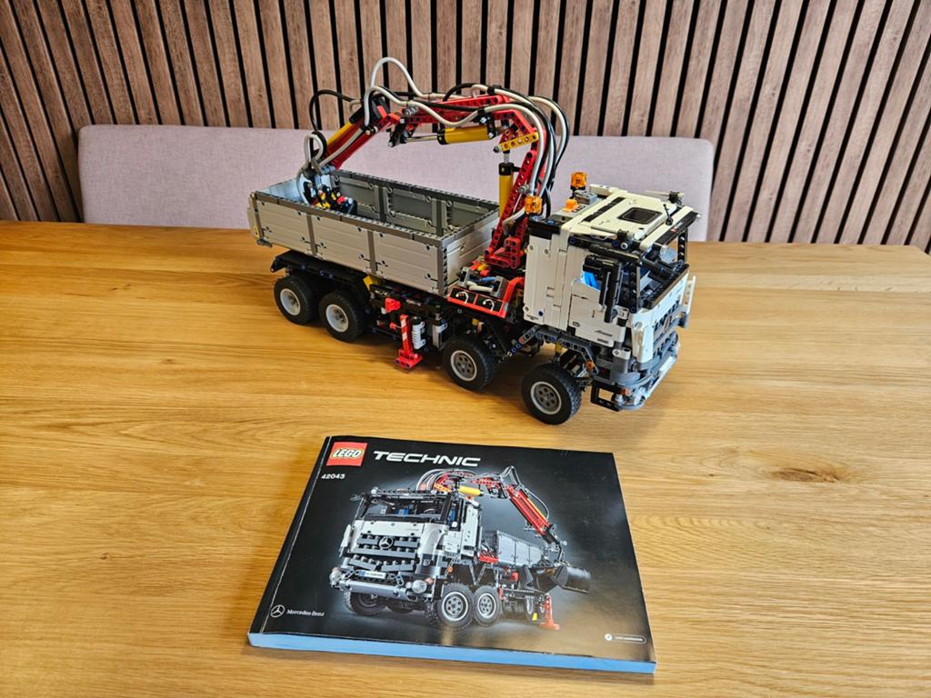 Lego Technic 42043 Mercedes-Benz Arocs 3245, Ophalen, Zo goed als nieuw