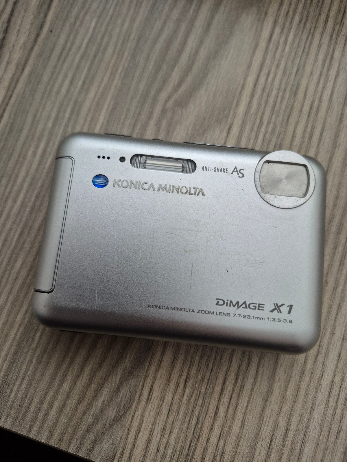 Konica Minolta Dimage X1 8MP Anti-Shake Compact Camera, Ophalen of Verzenden, Zo goed als nieuw, Konica, Minder dan 4 keer