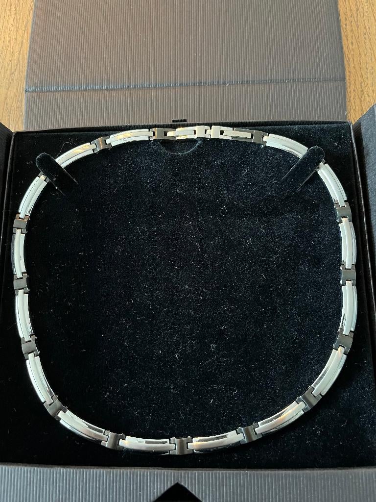 Paris edelstaal ketting, Sieraden, Tassen en Uiterlijk, Kettingen, Ophalen of Verzenden, Zo goed als nieuw, Zilver, Overige materialen