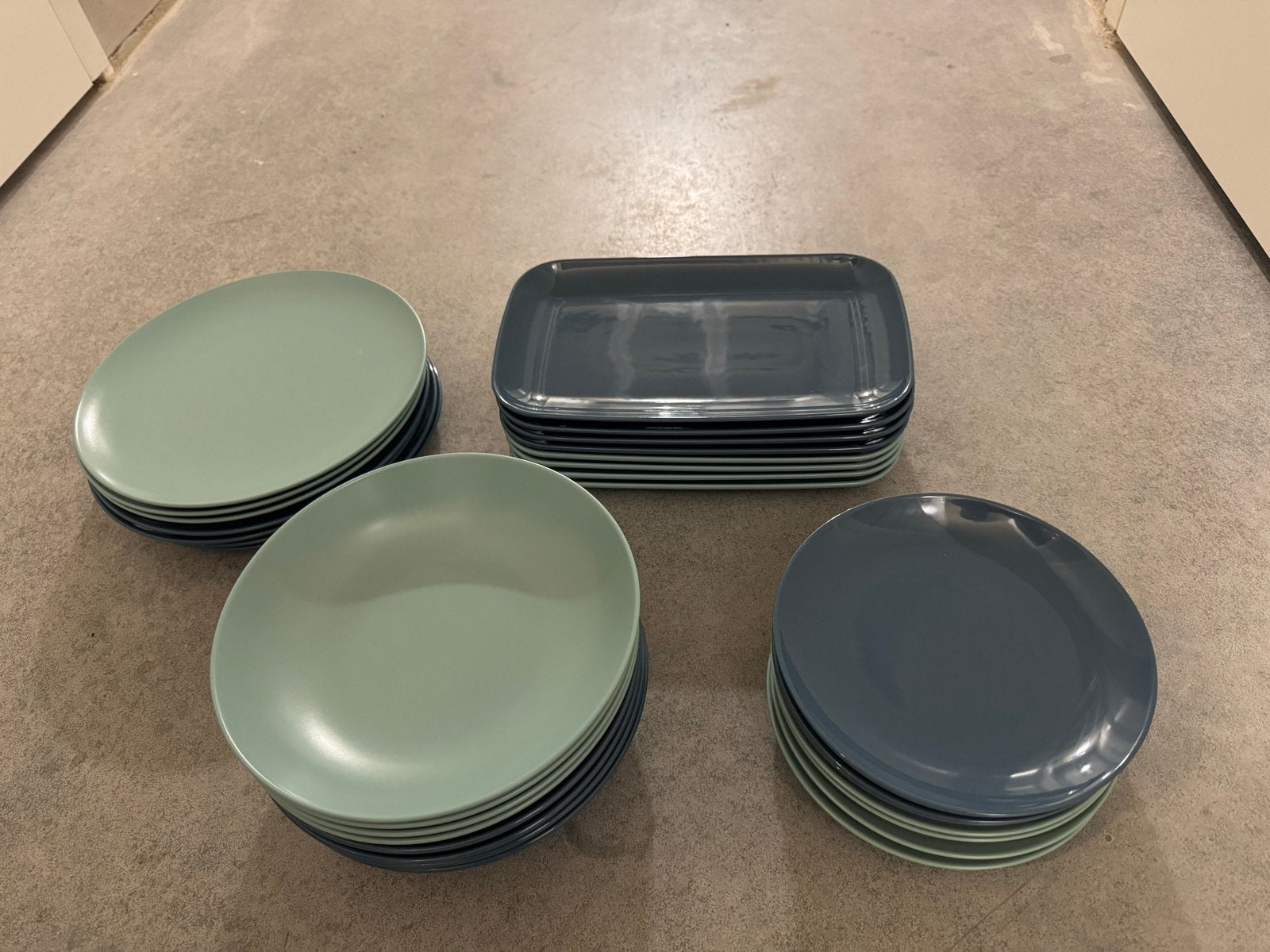 Ikea servies, Huis en Inrichting, Keuken | Servies, Gebruikt, Ophalen of Verzenden, Effen, Aardewerk