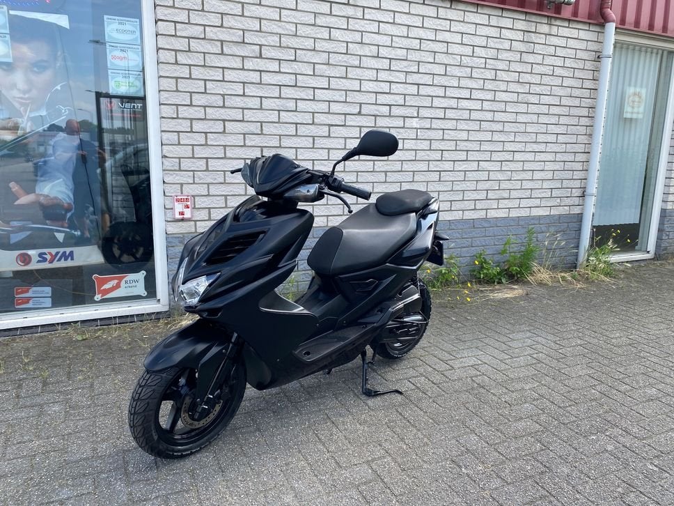 MOOIE YAMAHA AEROX R 45KM BROM MAT BLACK BJ2019, Fietsen en Brommers, Onbekend, YAMAHA, Onbekend