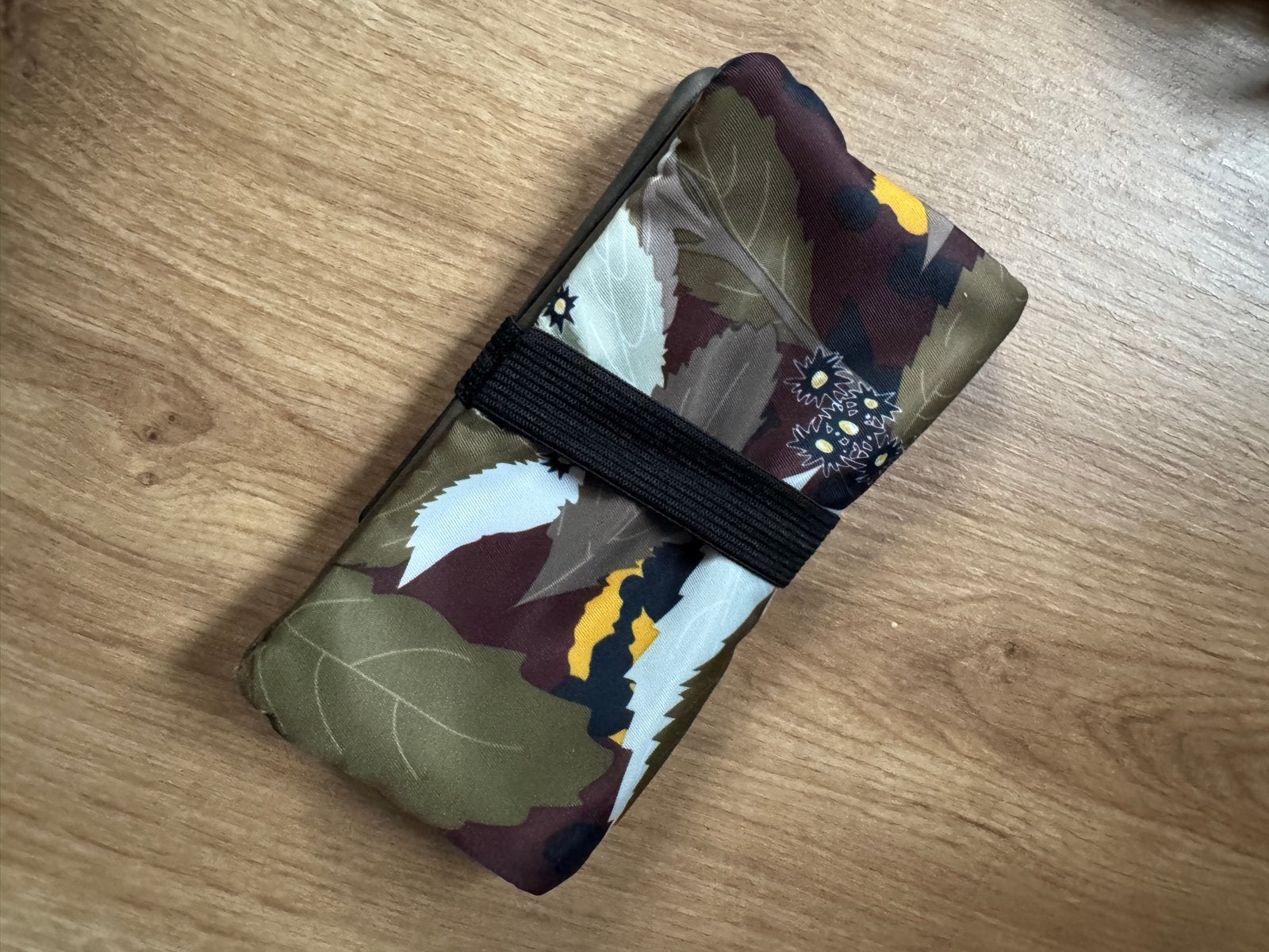 Opvouwbare portemonnee/make up tasje met bladerenprint, Ophalen of Verzenden, Zo goed als nieuw, Groen, Overige merken
