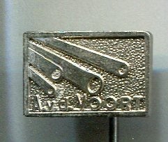 A. vd. Voort buizen zilverkleurig speldje ( P_221), Verzenden, Zo goed als nieuw, Merk, Speldje of Pin