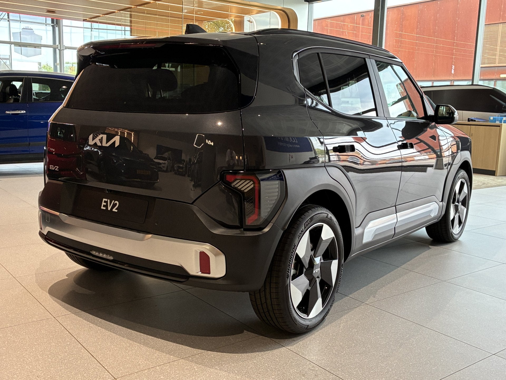 Kia EV2 Plus 42.2 kWh * Voorraadvoordeel inclusief € 3.000, Auto's, Kia, Stof, 1545 kg, Nieuw, 17 min
