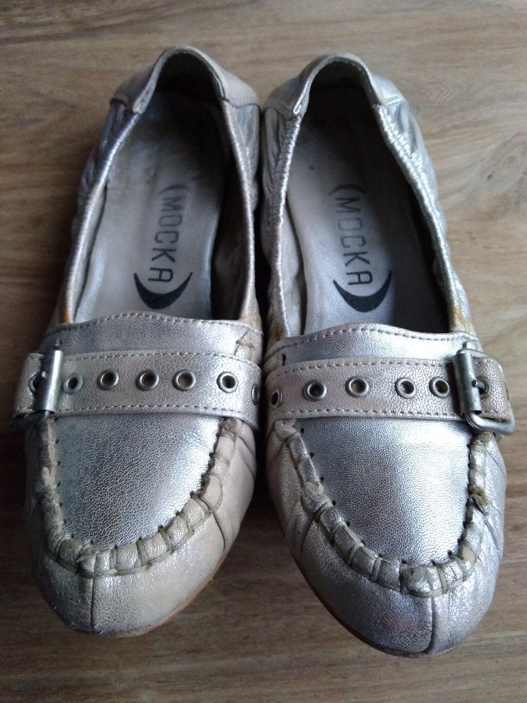 Leren zilveren mocka schoen maat 36, Ophalen, Overige kleuren, Espadrilles of Moccasins, Gedragen