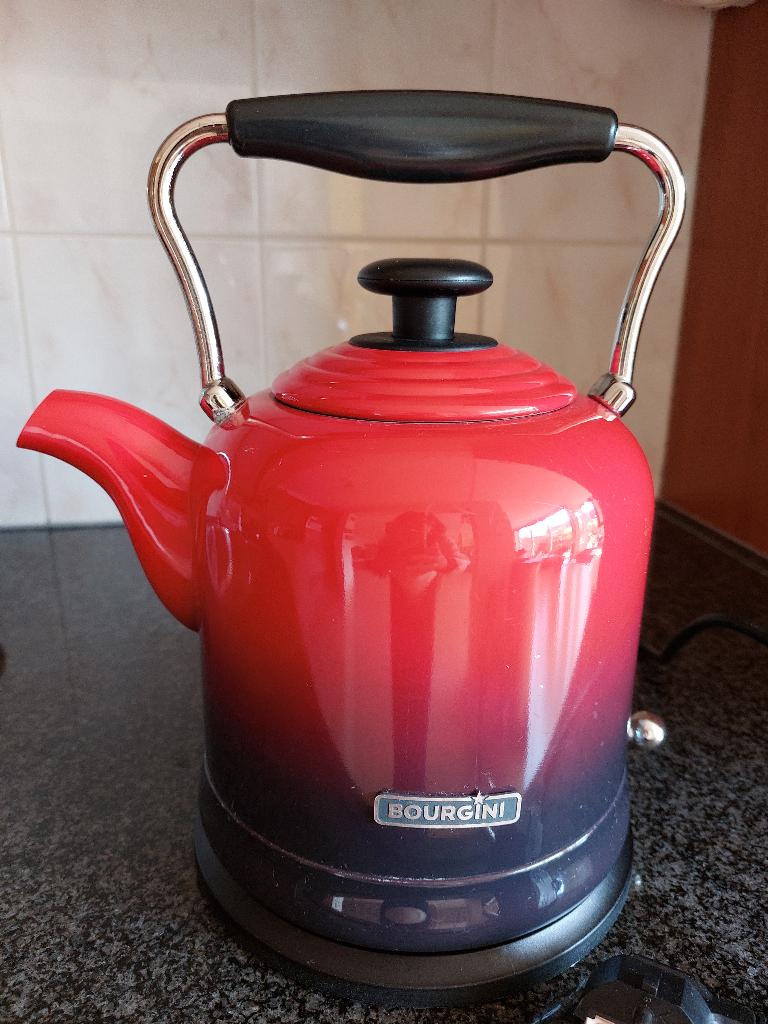 Leuke retro waterkoker, 1 tot 2 liter, Ophalen, Gebruikt, Draadloos