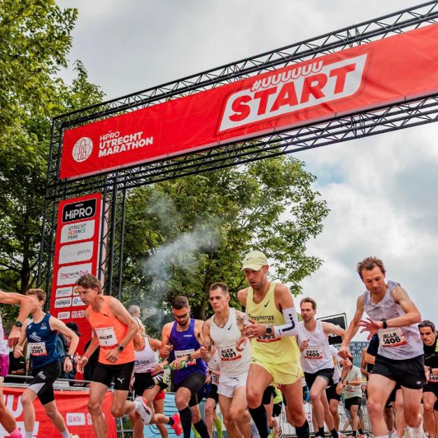 Kaartje hele marathon utrecht met medaille graveren 2026, Sport en Fitness, Ophalen of Verzenden, Nieuw, Overige typen, Overige merken