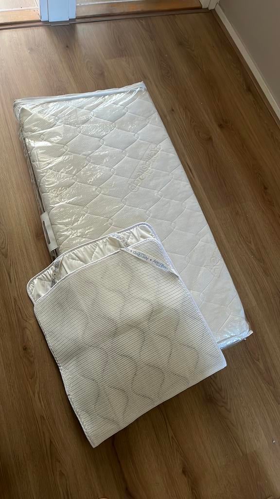 Matras ledikant Aerosleep, Ophalen, Zo goed als nieuw, Ledikant