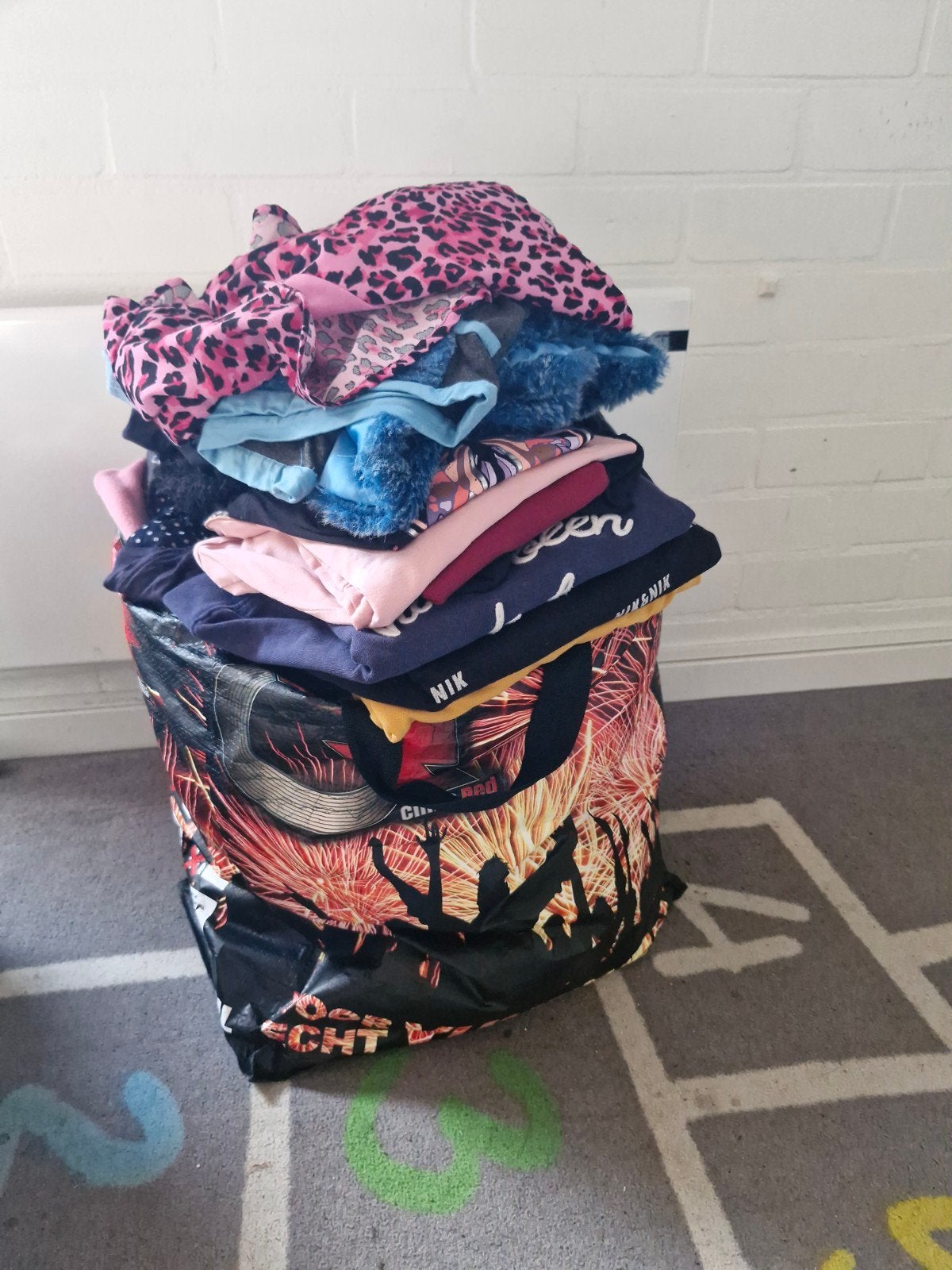 Grote zak met diverse kinderkleding, Kinderen en Baby's, Kinderkleding | Kinder-kledingpakketten, Gebruikt, Overige maten, Ophalen of Verzenden