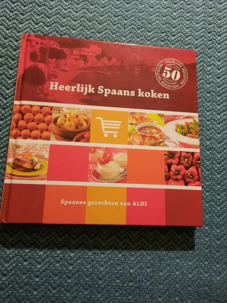 Heerlijk Spaans koken - Aldi kookboek - Hardcover, Boeken, Ophalen of Verzenden, Zo goed als nieuw, Spanje
